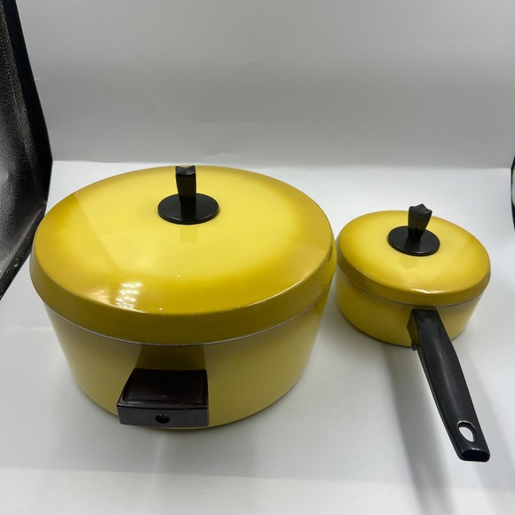 Vintage MidCentury Modern Yellow 2 Pot Set Sauce Pan Soup Pan 1 & 5 Quart 1970's - Picture 10 of 11
